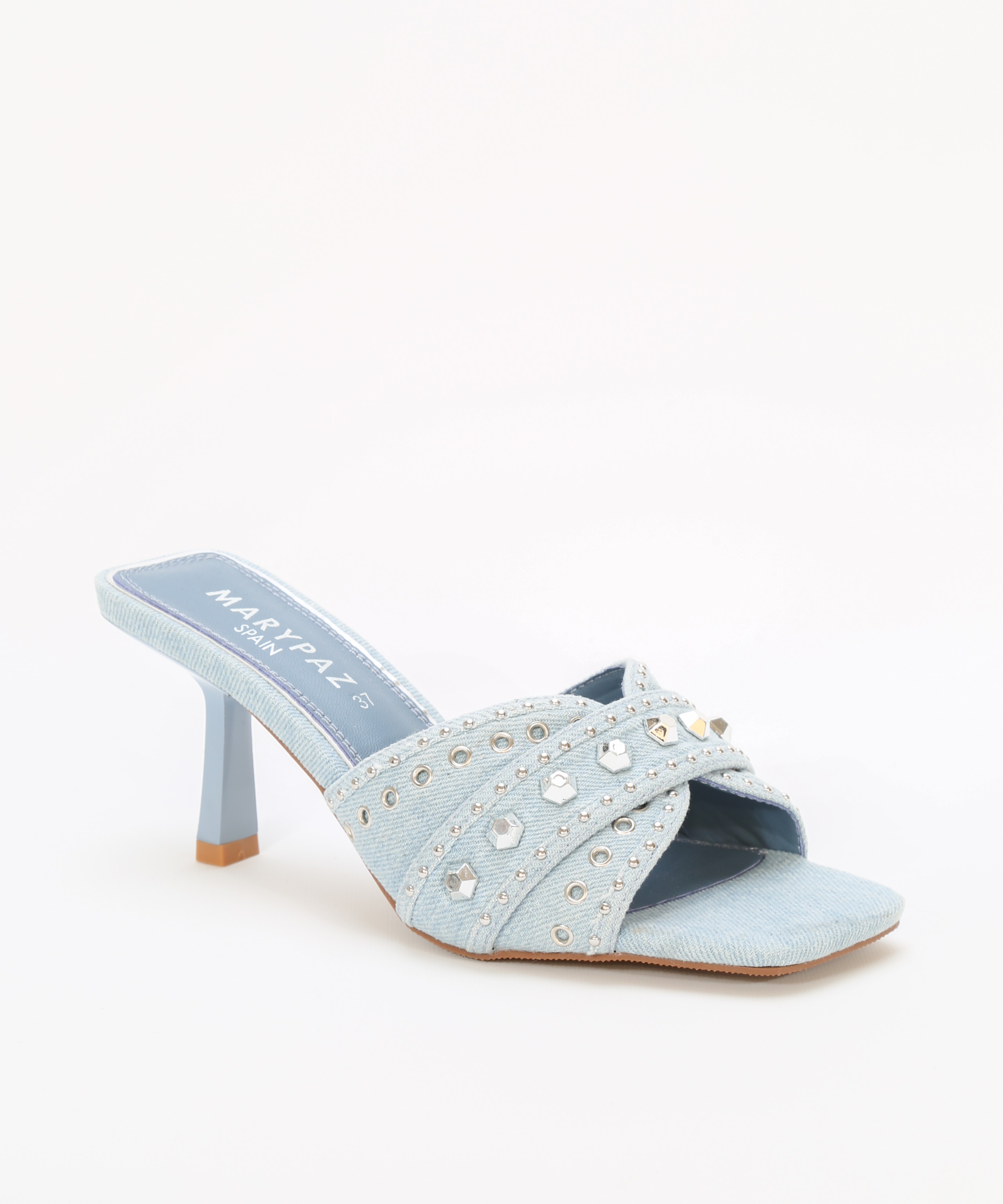 Sandalias tacón tachas